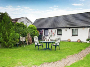 Charmantes Ferienhaus in Kuehlungsborn mit Terrasse in Kühlungsborn